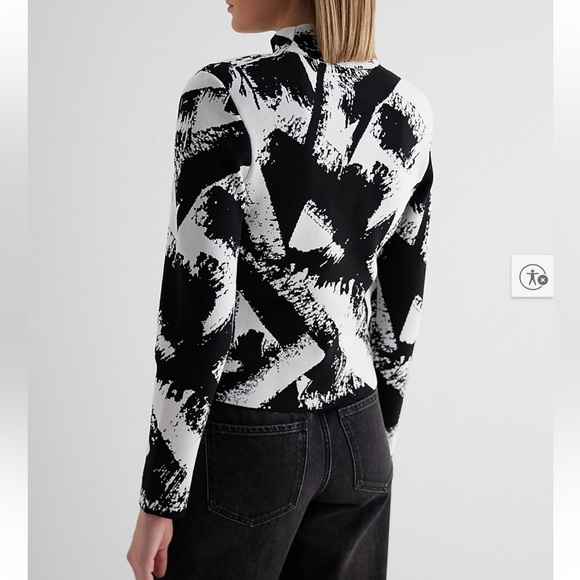 New EXPRESS Printed Mock Neck Padded Shoulder Sweater medium - Picture 3 of 12